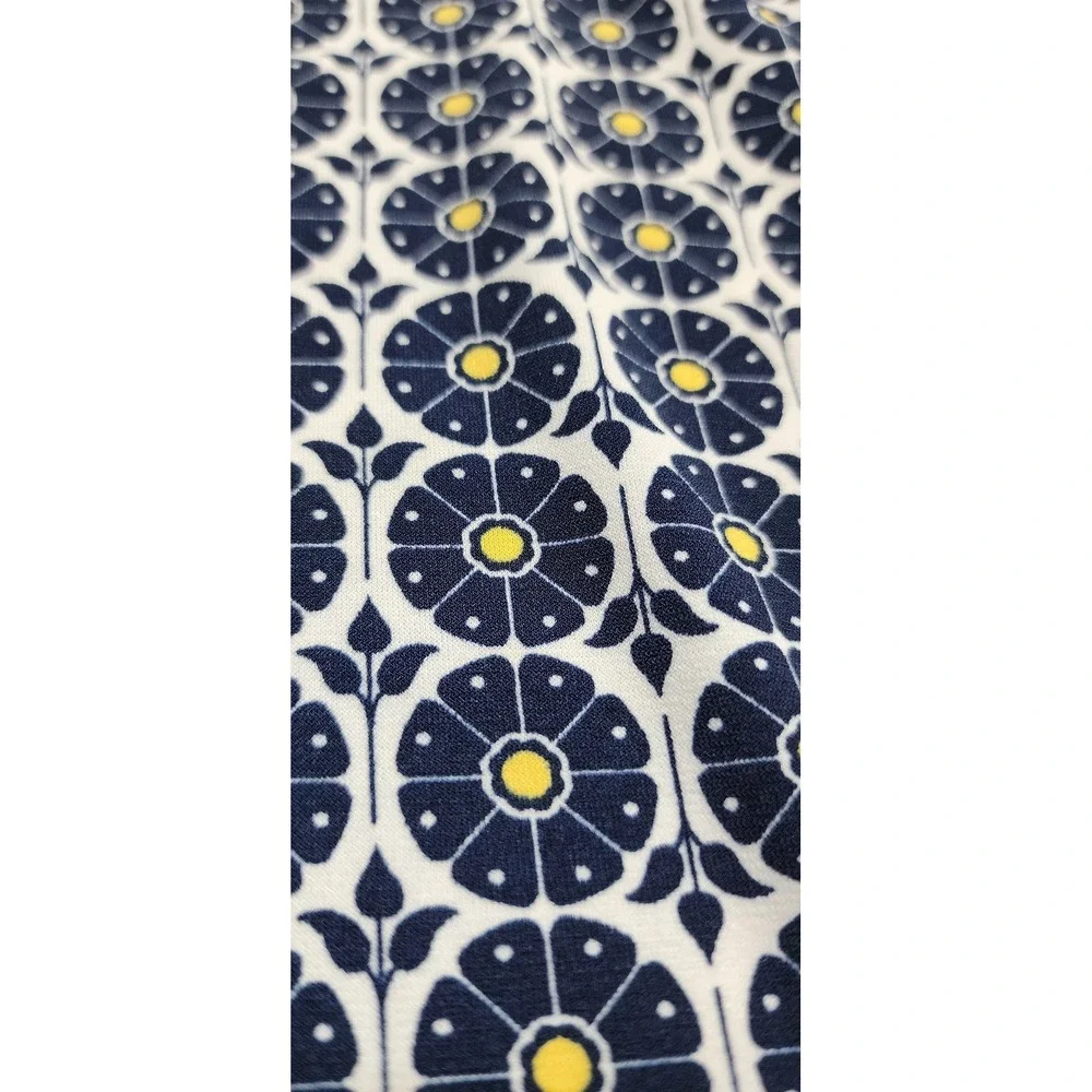 Max Studio Navy Blue‎ Floral Medallion Print A-Line Skirt Small